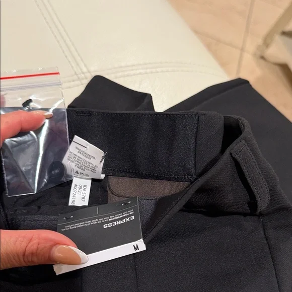 Express Straight Leg Dress Pants in Black - Picture 11 of 11